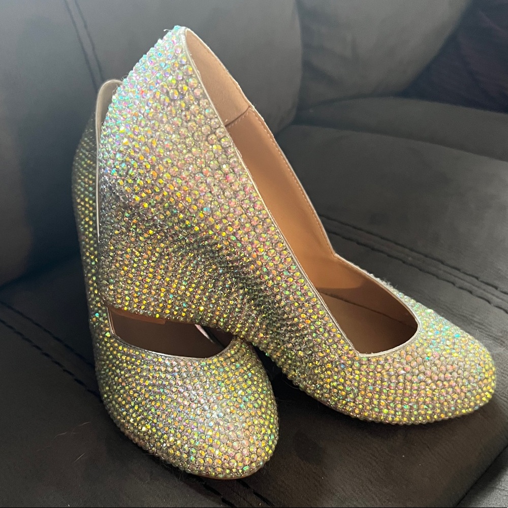 NWOT RHINESTONE HEELS